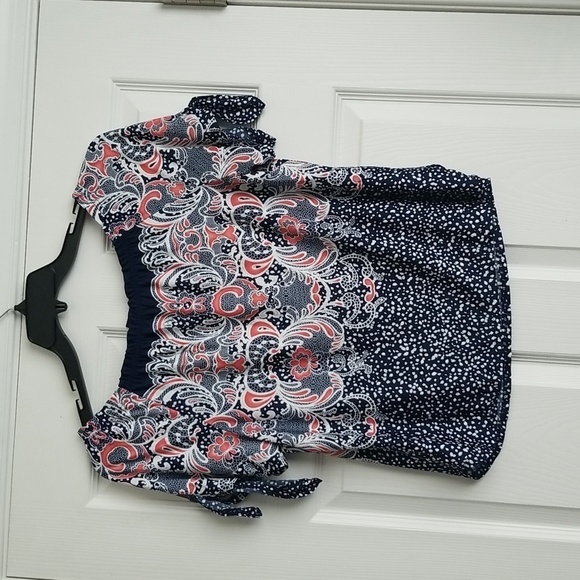 New Directions Petite Women's Blouse - Picture 7 of 11